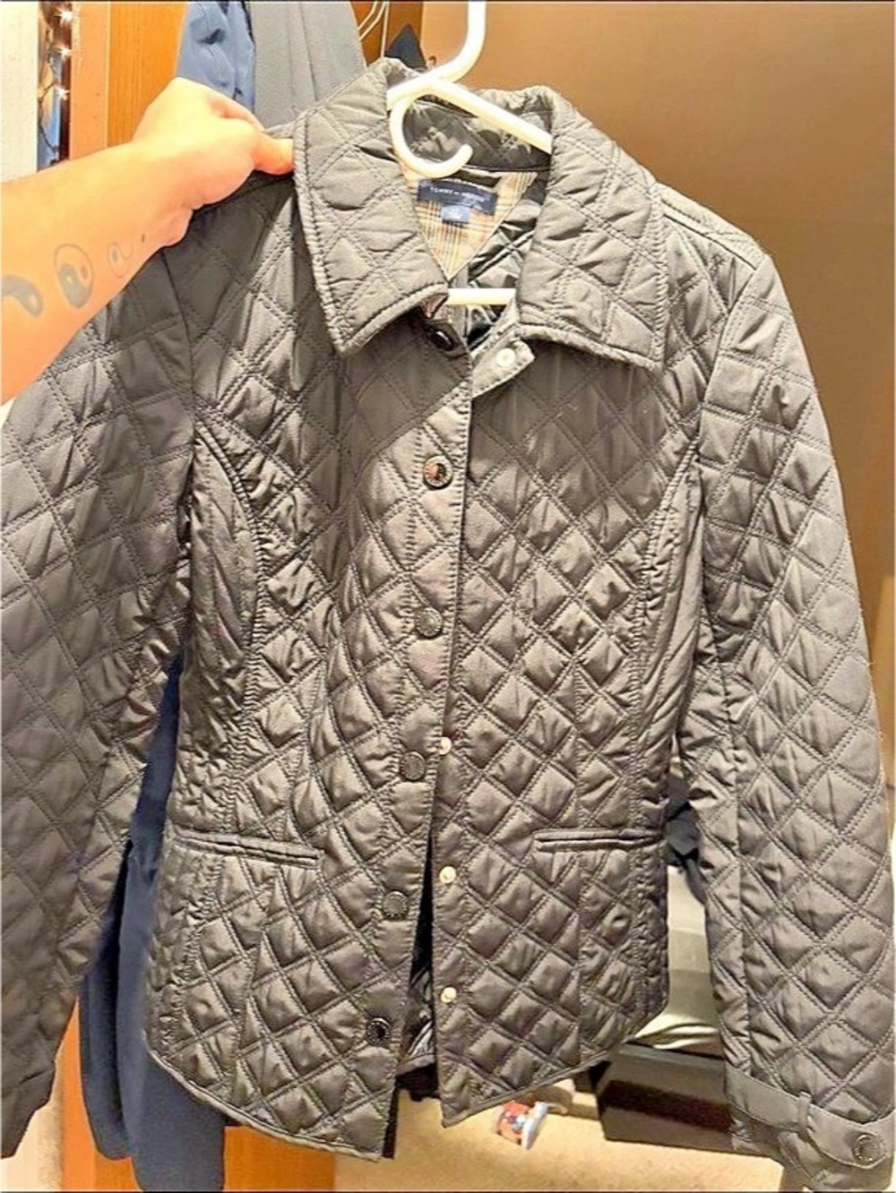 Tommy Hilfiger Quilted Jacket in Black Small